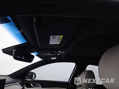 2023 Genesis G70 3.3T Standard - zdjęcie 18 z 21 - miniatura