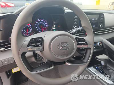 2023 Hyundai Elantra SEL - zdjęcie 10 z 31 - miniatura