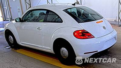 2014 Volkswagen Beetle 1.8T Hatchback - zdjęcie 6 z 34 - miniatura