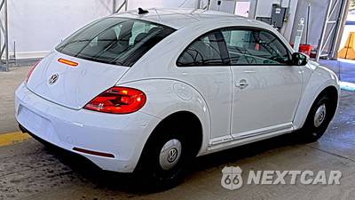 2014 Volkswagen Beetle 1.8T Hatchback - zdjęcie 4 z 34 - miniatura