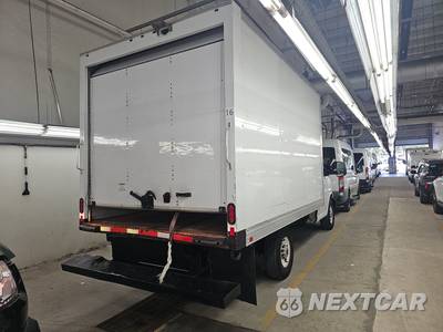 2022 GMC Savana 3500 Cutaway 1WT - zdjęcie 4 z 33 - miniatura