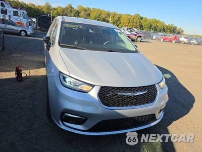 2024 Chrysler Pacifica Touring L 121.6" WB - zdjęcie 2 z 18 - miniatura