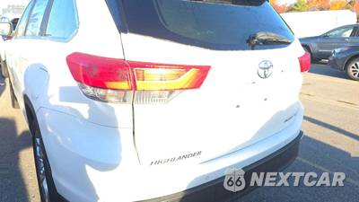 2019 Toyota Highlander Limited - zdjęcie 29 z 35 - miniatura