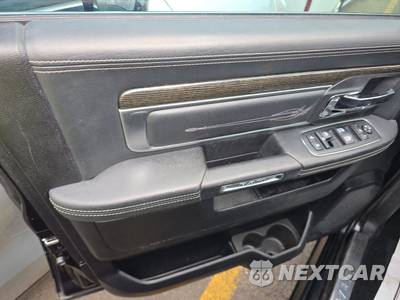 2016 Ram 1500 Limited Crew Cab Short Bed - zdjęcie 9 z 35 - miniatura