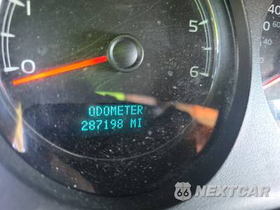 2008 Chevrolet Suburban 1500 LT 2LT - zdjęcie 12 z 57 - miniatura
