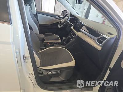 2025 Volkswagen Taos SE - zdjęcie 8 z 27 - miniatura