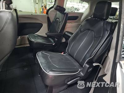 2024 Chrysler Pacifica Limited 121.6" WB - zdjęcie 13 z 36 - miniatura