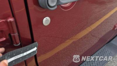 2010 Jeep Wrangler Unlimited Sahara - zdjęcie 20 z 45 - miniatura