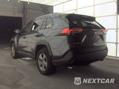 2025 Toyota RAV4 Hybrid XLE - zdjęcie 6 z 21 - miniatura