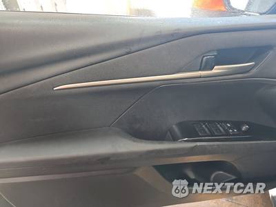 2026 Toyota Camry LE - zdjęcie 9 z 28 - miniatura