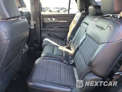 2025 Ford Explorer ST-Line - zdjęcie 13 z 22 - miniatura