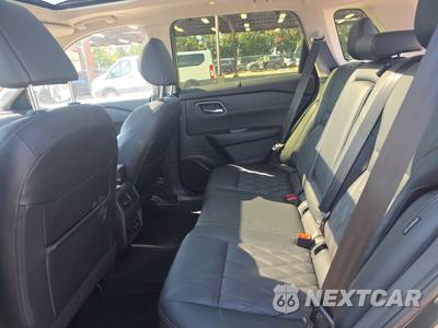 2026 Nissan Rogue Platinum - zdjęcie 13 z 23 - miniatura