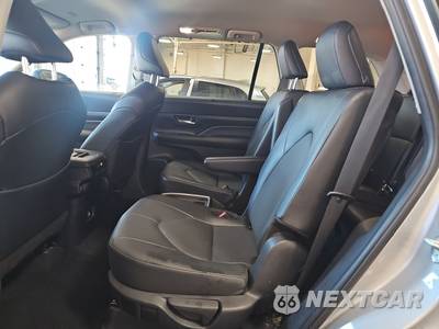 2025 Toyota Grand Highlander XLE - zdjęcie 13 z 32 - miniatura