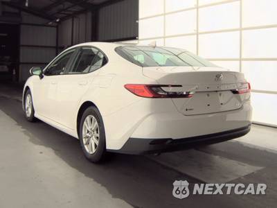 2025 Toyota Camry LE - zdjęcie 6 z 27 - miniatura