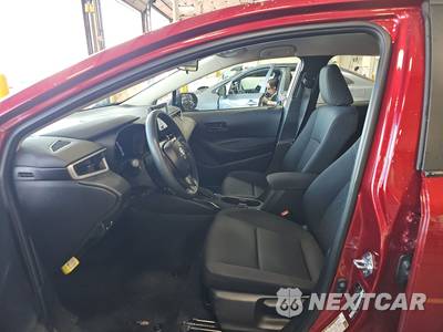 2026 Toyota Corolla LE Sedan - zdjęcie 7 z 21 - miniatura