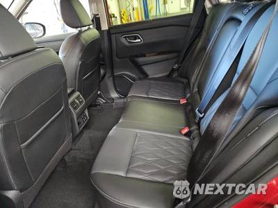 2026 Nissan Rogue Platinum - zdjęcie 13 z 34 - miniatura