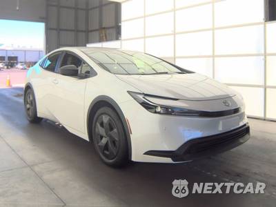2026 Toyota Prius LE - zdjęcie 3 z 24 - miniatura