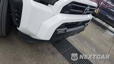 2025 Toyota 4Runner SR5 - zdjęcie 26 z 35 - miniatura