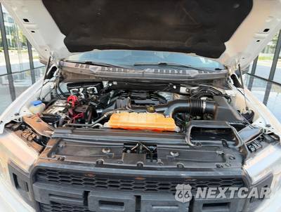 2018 Ford F-150 XL Extended Cab Medium Bed w/Rear Doors - zdjęcie 13 z 20 - miniatura