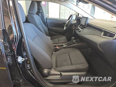 2026 Toyota Corolla LE Sedan - zdjęcie 8 z 28 - miniatura