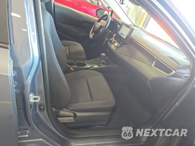 2026 Toyota Corolla LE Sedan - zdjęcie 8 z 31 - miniatura