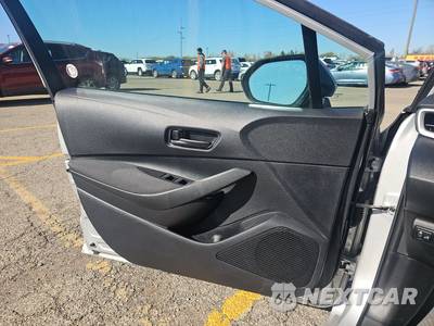 2026 Toyota Corolla LE Sedan - zdjęcie 9 z 27 - miniatura