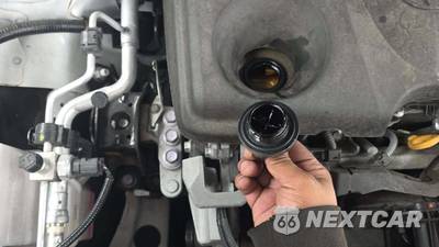 2025 Toyota RAV4 LE - zdjęcie 19 z 26 - miniatura