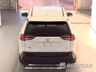 2025 Toyota RAV4 LE - zdjęcie 5 z 26 - miniatura