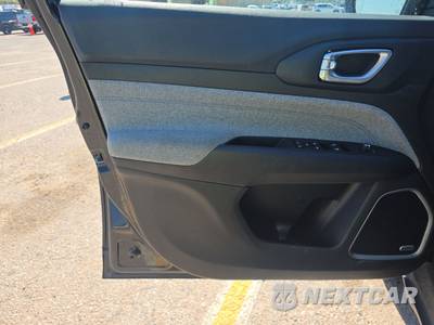2025 Jeep Compass Latitude - zdjęcie 9 z 20 - miniatura