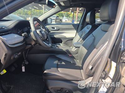 2025 Jeep Compass Latitude - zdjęcie 7 z 20 - miniatura