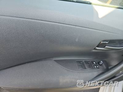 2025 Toyota Corolla LE Sedan - zdjęcie 9 z 28 - miniatura