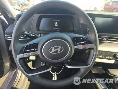 2026 Hyundai Elantra Hybrid Blue - zdjęcie 10 z 35 - miniatura