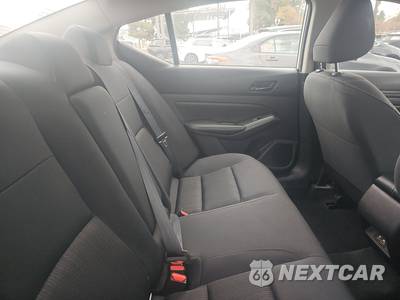 2025 Nissan Altima SV - zdjęcie 14 z 29 - miniatura