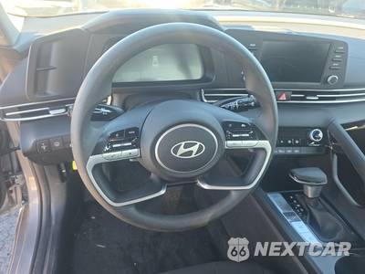 2026 Hyundai Elantra Hybrid Blue - zdjęcie 10 z 25 - miniatura
