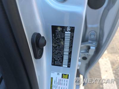 2026 Toyota Corolla LE Sedan - zdjęcie 14 z 23 - miniatura