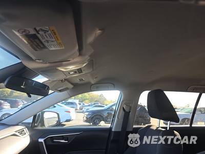 2025 Toyota RAV4 Hybrid XLE - zdjęcie 20 z 33 - miniatura