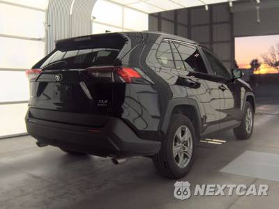 2025 Toyota RAV4 Hybrid XLE - zdjęcie 4 z 33 - miniatura