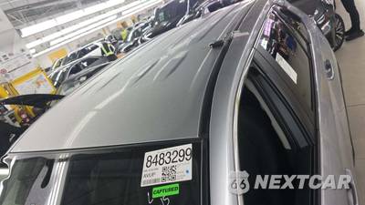 2025 Toyota RAV4 LE - zdjęcie 18 z 34 - miniatura