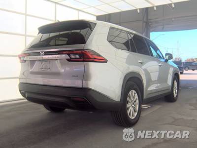 2025 Toyota Grand Highlander XLE - zdjęcie 4 z 21 - miniatura