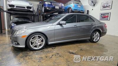 2010 Mercedes-Benz E 350 Sedan - zdjęcie 21 z 134 - miniatura