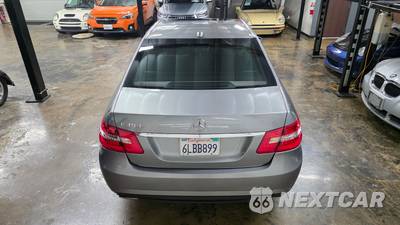 2010 Mercedes-Benz E 350 Sedan - zdjęcie 26 z 134 - miniatura