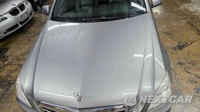 2010 Mercedes-Benz E 350 Sedan - zdjęcie 31 z 134 - miniatura