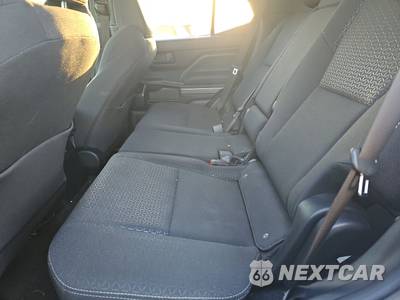 2025 Toyota 4Runner SR5 - zdjęcie 13 z 27 - miniatura