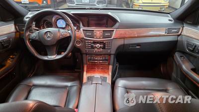2010 Mercedes-Benz E 350 Sedan - zdjęcie 50 z 134 - miniatura
