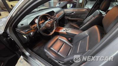 2010 Mercedes-Benz E 350 Sedan - zdjęcie 61 z 134 - miniatura