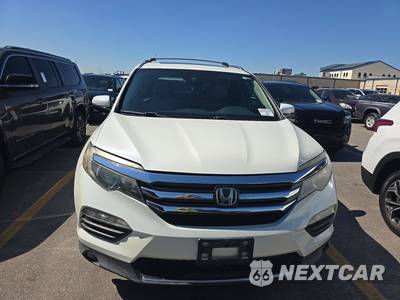 2016 Honda Pilot Touring w/Navigation & RES - zdjęcie 2 z 31 - miniatura
