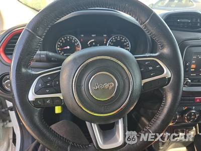 2015 Jeep Renegade Trailhawk - zdjęcie 10 z 29 - miniatura