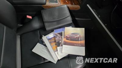 2010 Mercedes-Benz E 350 Sedan - zdjęcie 110 z 134 - miniatura