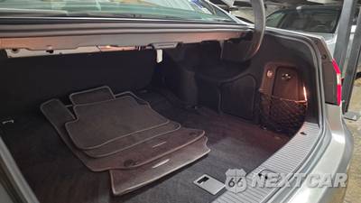 2010 Mercedes-Benz E 350 Sedan - zdjęcie 120 z 134 - miniatura