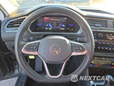2022 Volkswagen Tiguan SE - zdjęcie 10 z 24 - miniatura